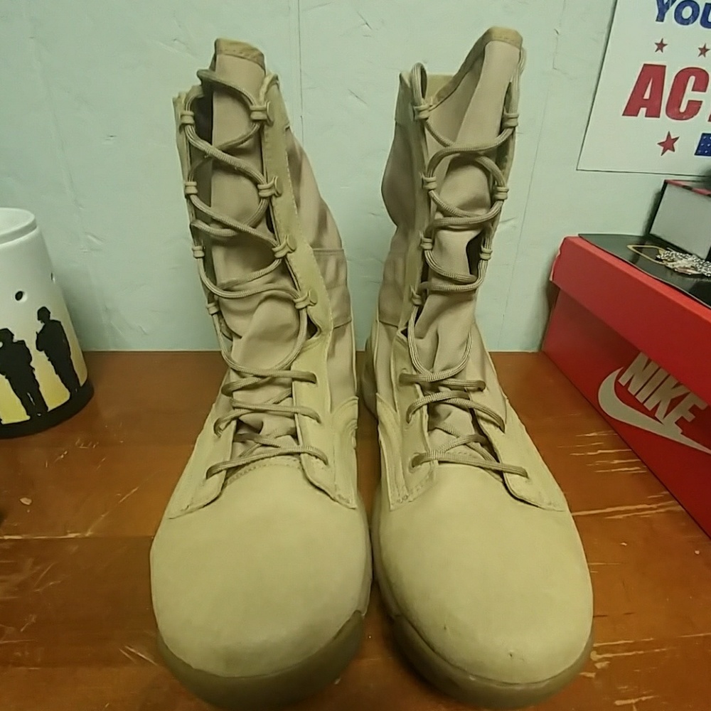 Nike Boots